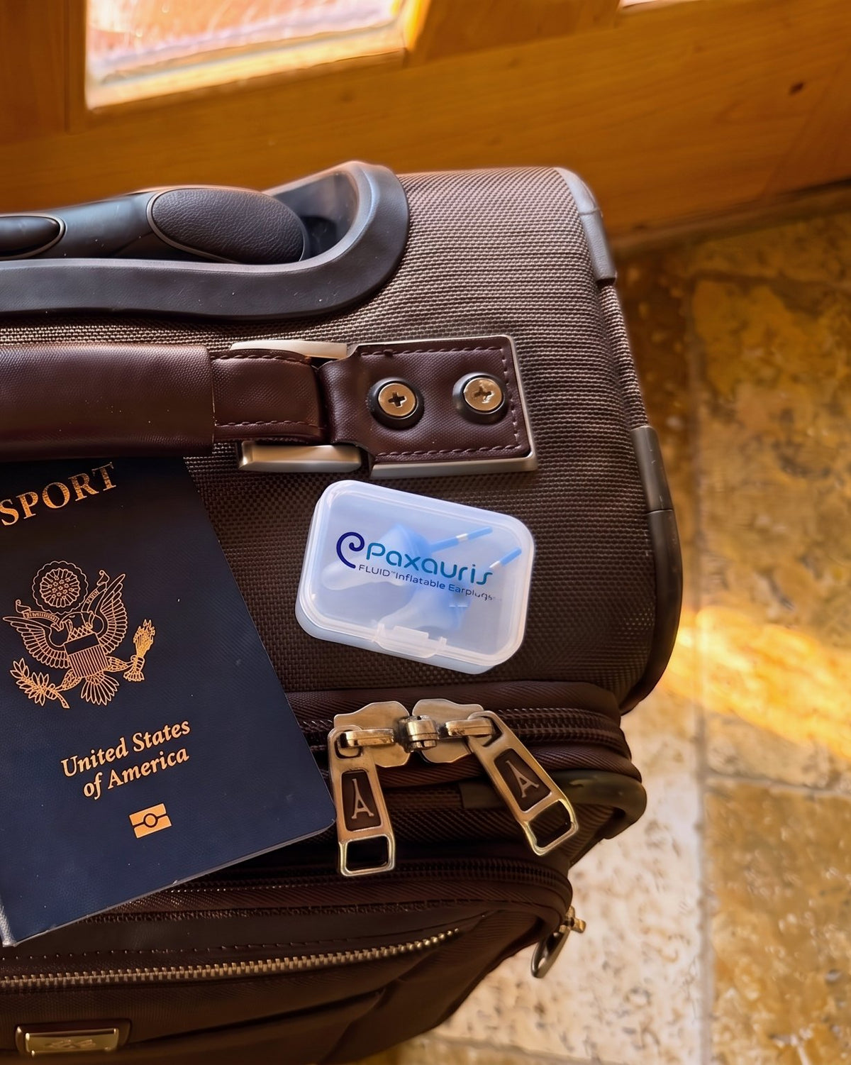Use-case tile — Travel